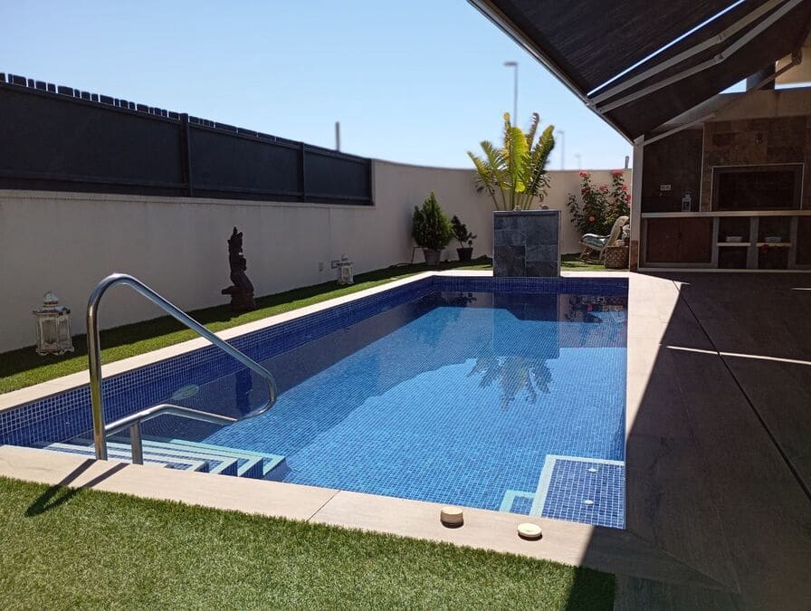 3 bedroom Villa for sale in Almoradi - € 750,000 (Ref: 9869102)