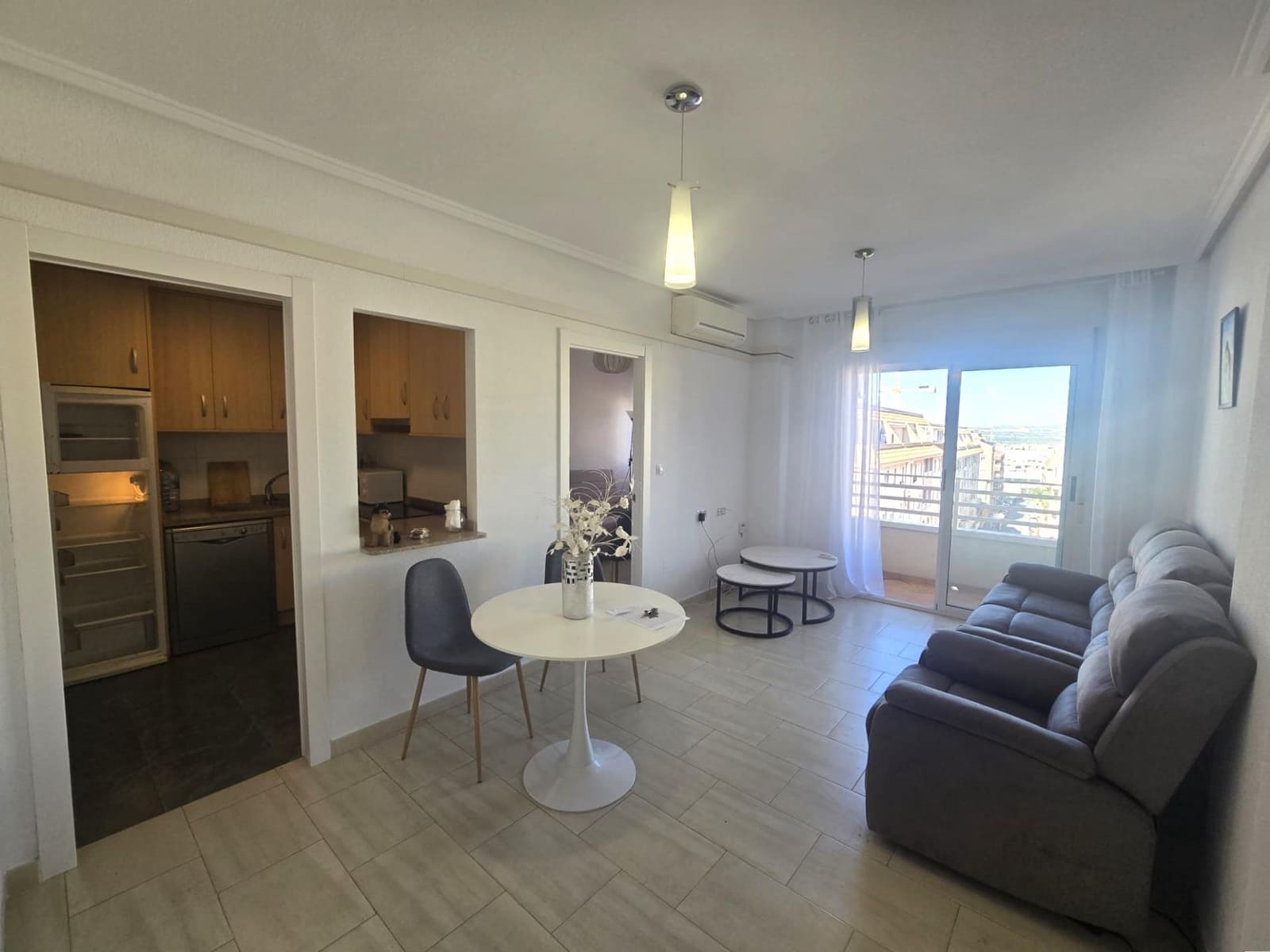 2 sypialnia Apartament na sprzedaż w Torrevieja - 149 900 € (Ref: 9869108)