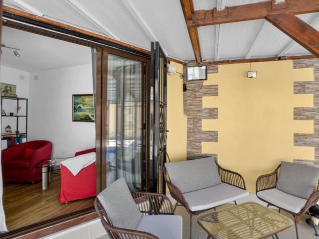 3 Zimmer Villa zu verkaufen in Torrevieja - 496.000 € (Ref: 9869139)