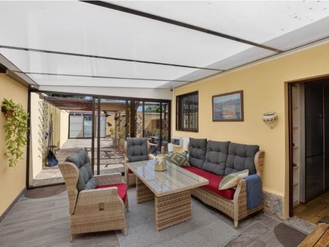 3 Zimmer Villa zu verkaufen in Torrevieja - 496.000 € (Ref: 9869139)