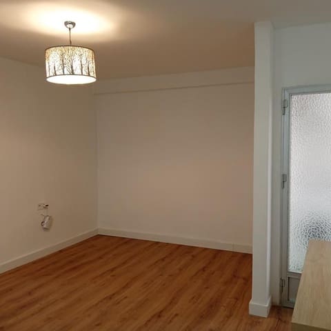 3 makuuhuone Huoneisto myytävänä paikassa Centro, Torrevieja - 130 000 € (Ref: 9869142)