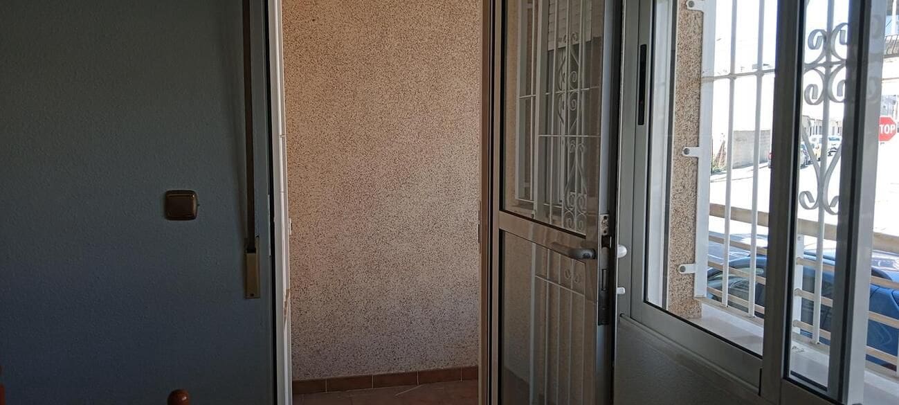 2 soverom Leilighet til salgs i Los Montesinos med svømmebasseng - € 125 000 (Ref: 9869143)