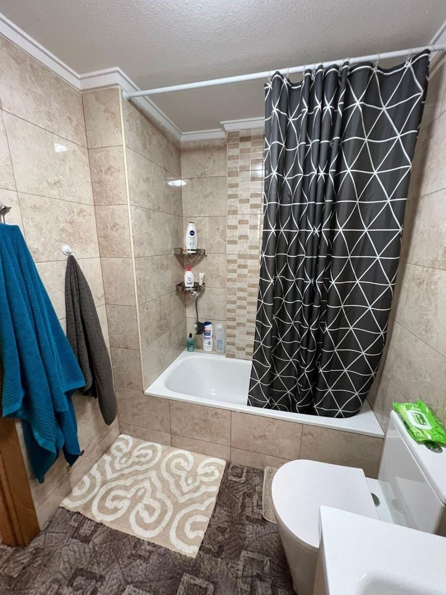 3 makuuhuone Huoneisto myytävänä paikassa Torrevieja - 180 000 € (Ref: 9869147)