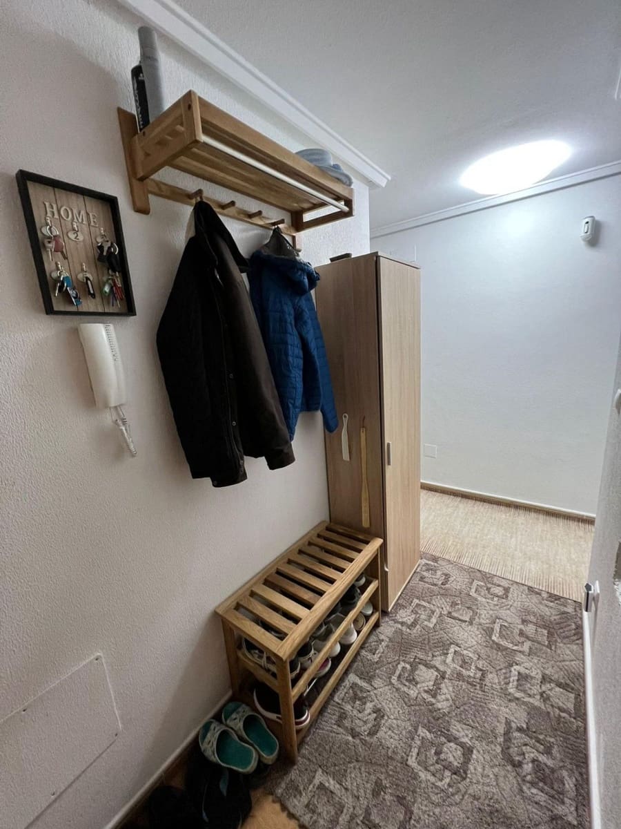 3 makuuhuone Huoneisto myytävänä paikassa Torrevieja - 180 000 € (Ref: 9869147)