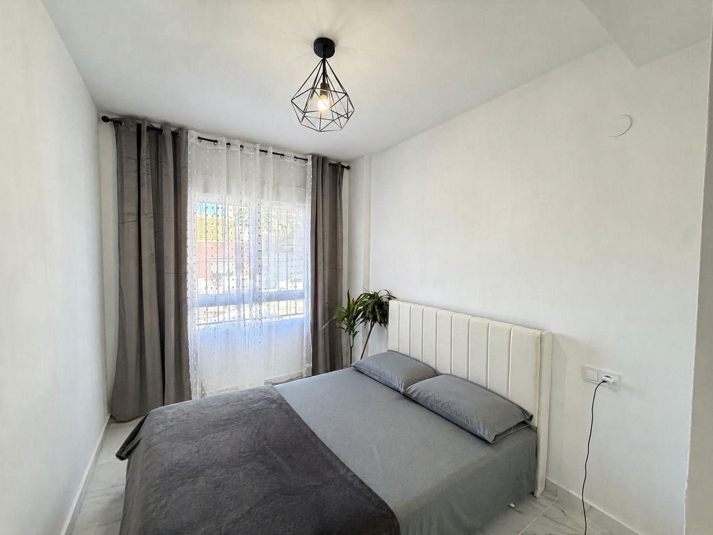 2 quarto Apartamento para venda em Torrevieja com piscina - 139 900 € (Ref: 9869148)