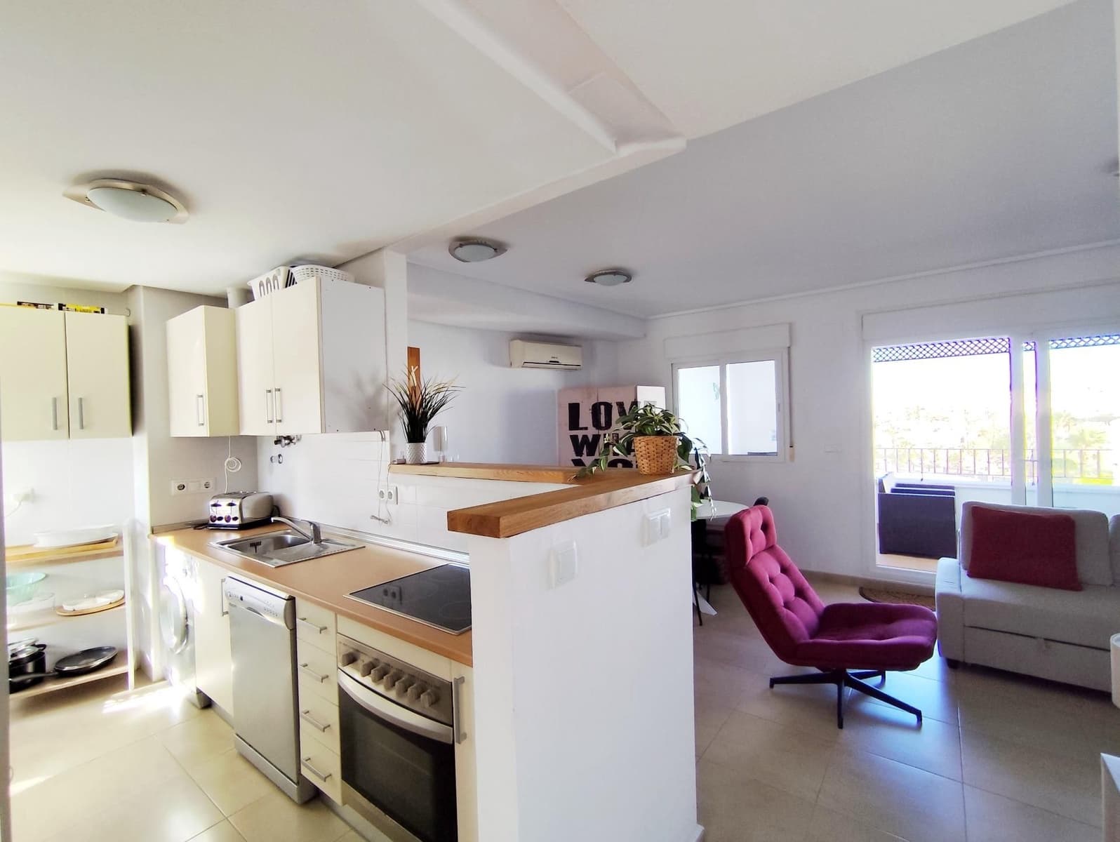 2 soverom Leilighet til salgs i La Torre Golf Resort med svømmebasseng - € 149 950 (Ref: 9869149)