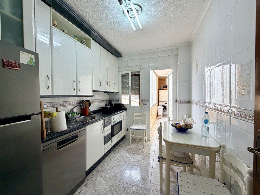 6 slaapkamer Appartement te koop in Torrevieja - € 600.000 (Ref: 9869163)