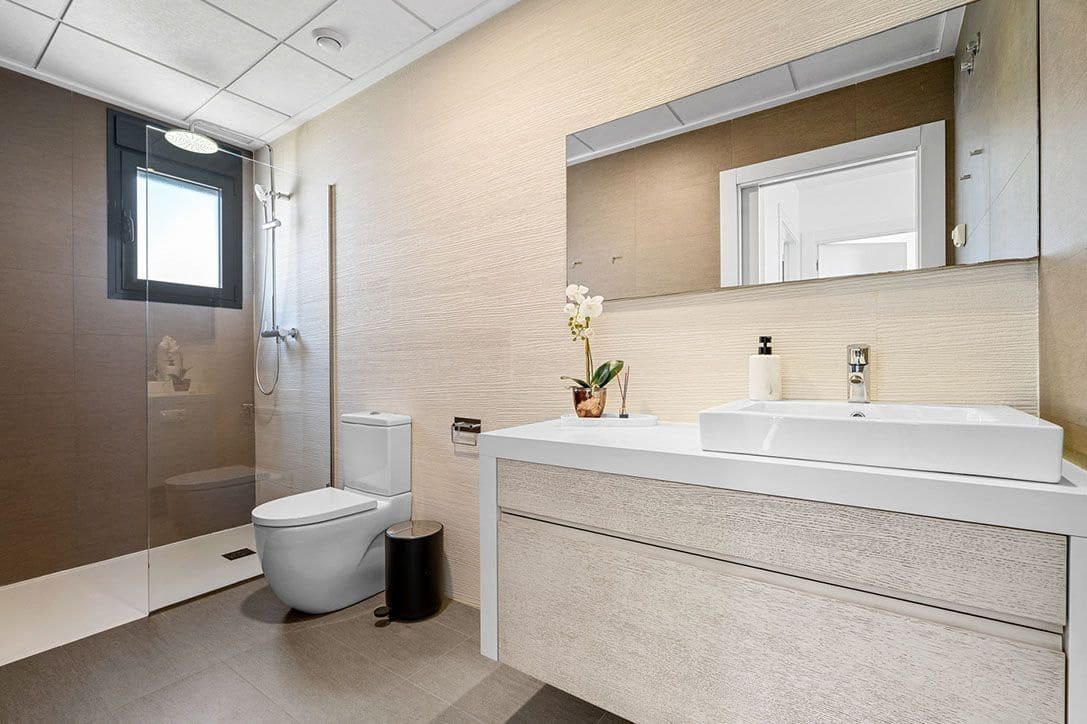 3 makuuhuone Huvila myytävänä paikassa Rojales - 449 000 € (Ref: 9869171)