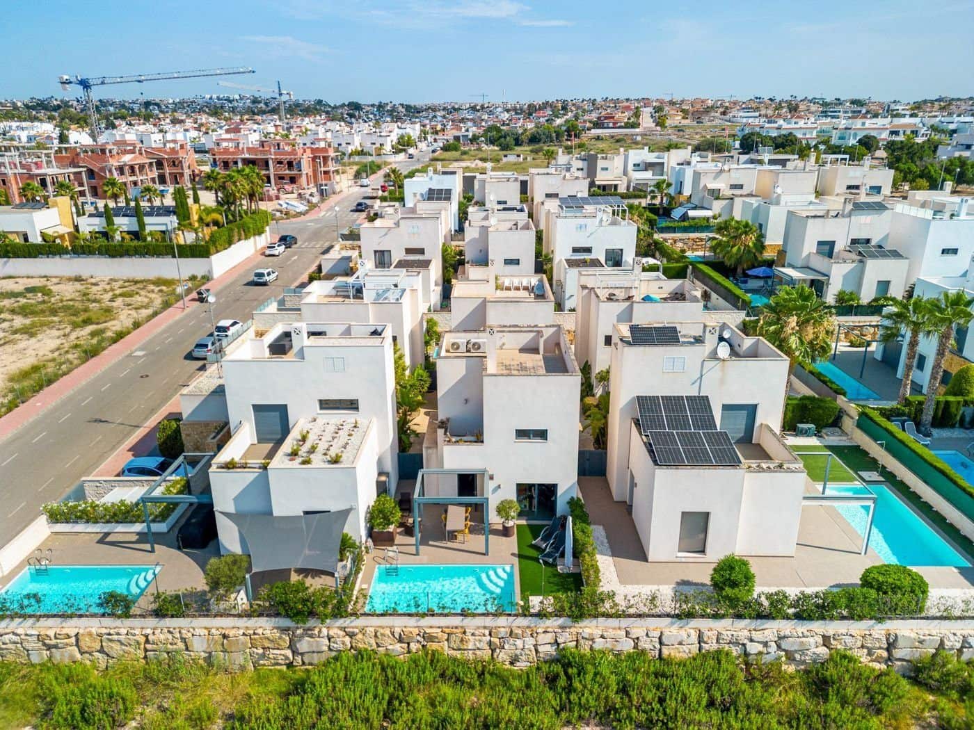3 makuuhuone Huvila myytävänä paikassa Rojales - 449 000 € (Ref: 9869171)