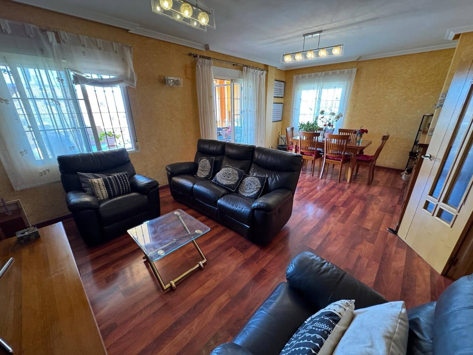 7 chambre Villa/Maison à vendre à Torrevieja avec piscine - 499 900 € (Ref: 9869180)