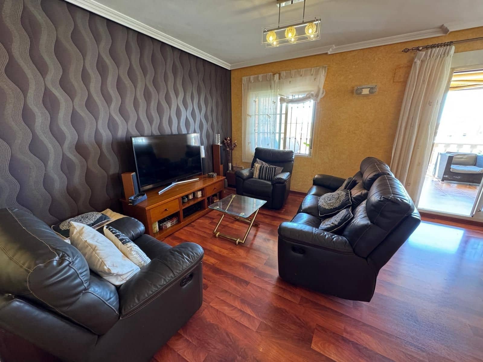 7 chambre Villa/Maison à vendre à Torrevieja avec piscine - 499 900 € (Ref: 9869180)