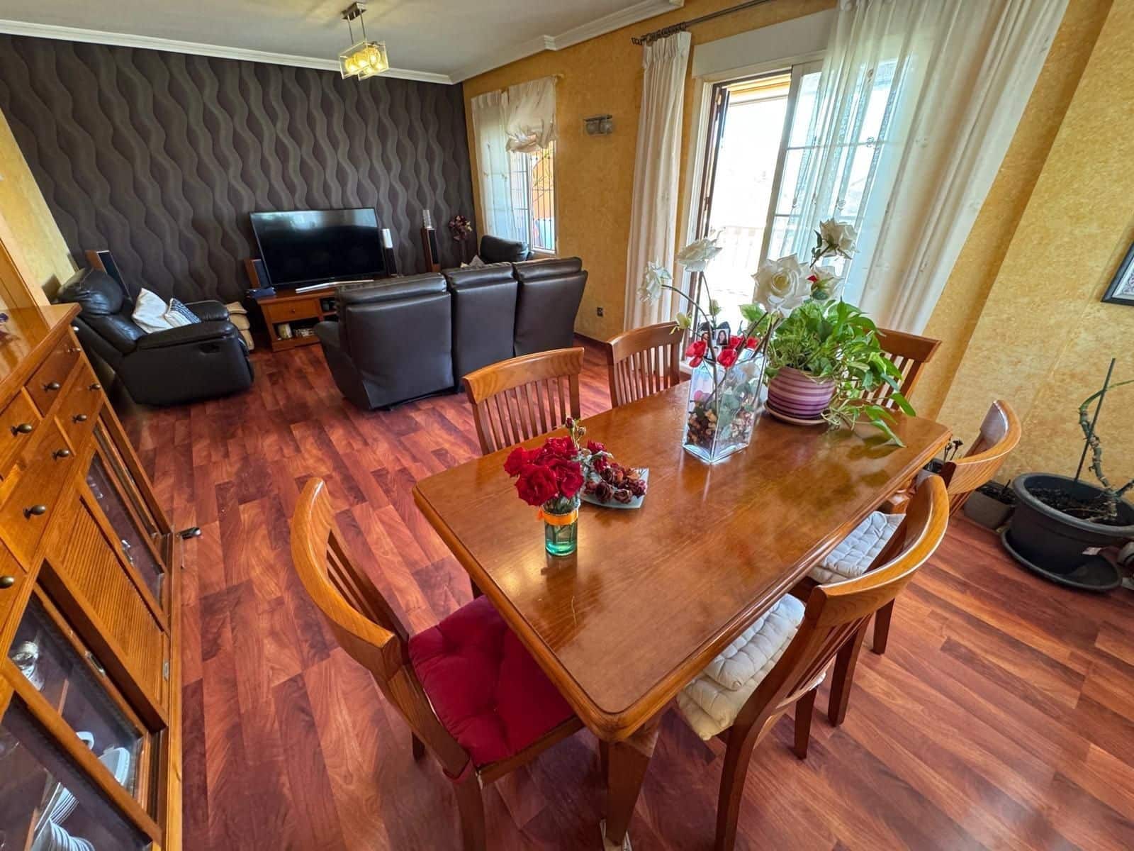 7 chambre Villa/Maison à vendre à Torrevieja avec piscine - 499 900 € (Ref: 9869180)
