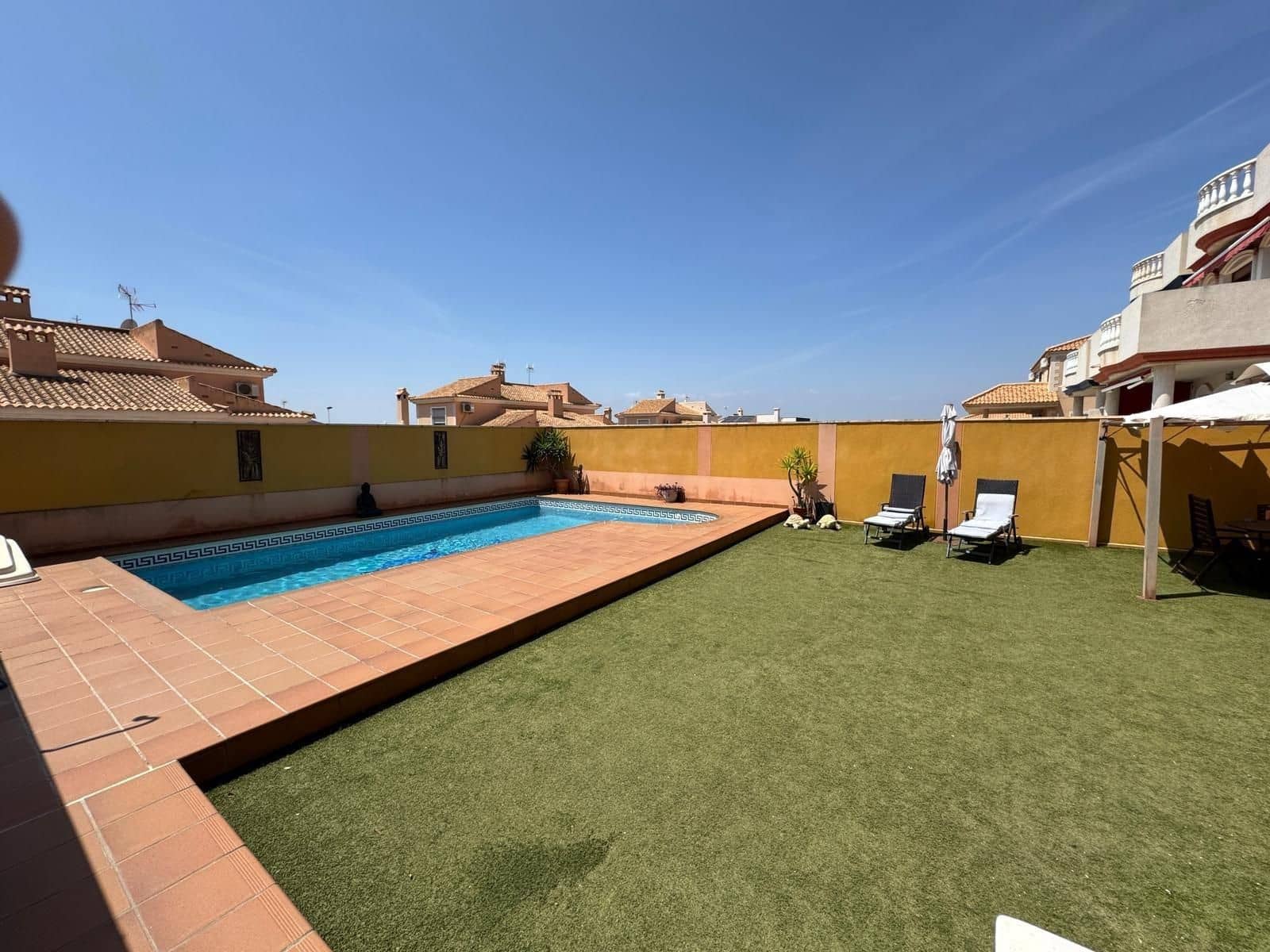 7 chambre Villa/Maison à vendre à Torrevieja avec piscine - 499 900 € (Ref: 9869180)