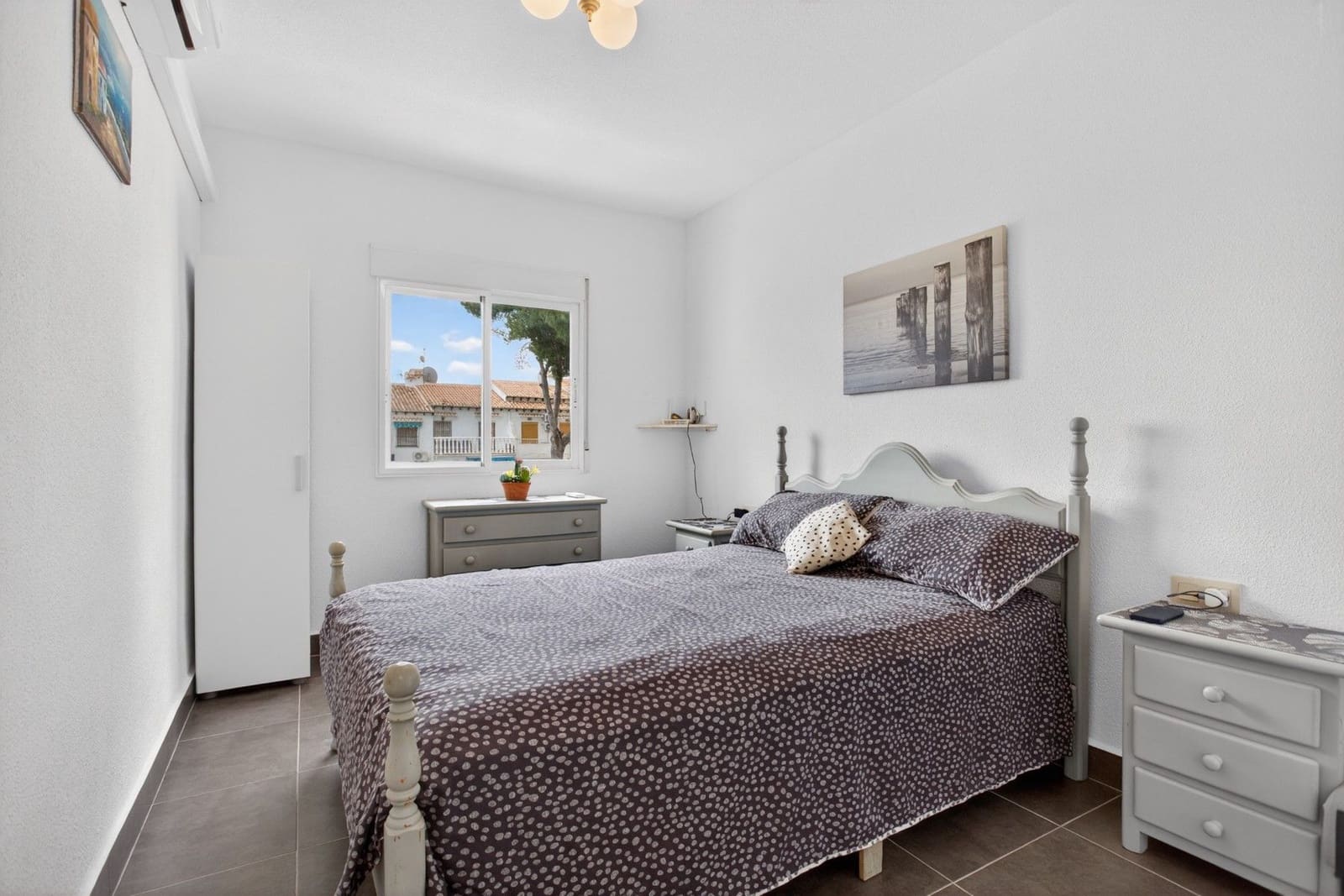 Bungalow de 1 habitación en Torrevieja en venta - 114.000 € (Ref: 9869182)