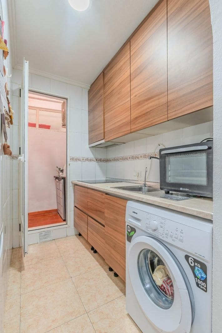 1 chambre Appartement à vendre à Torrevieja avec piscine - 99 900 € (Ref: 9869184)