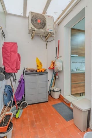 1 Zimmer Apartment zu verkaufen in Torrevieja mit Pool - 99.900 € (Ref: 9869184)