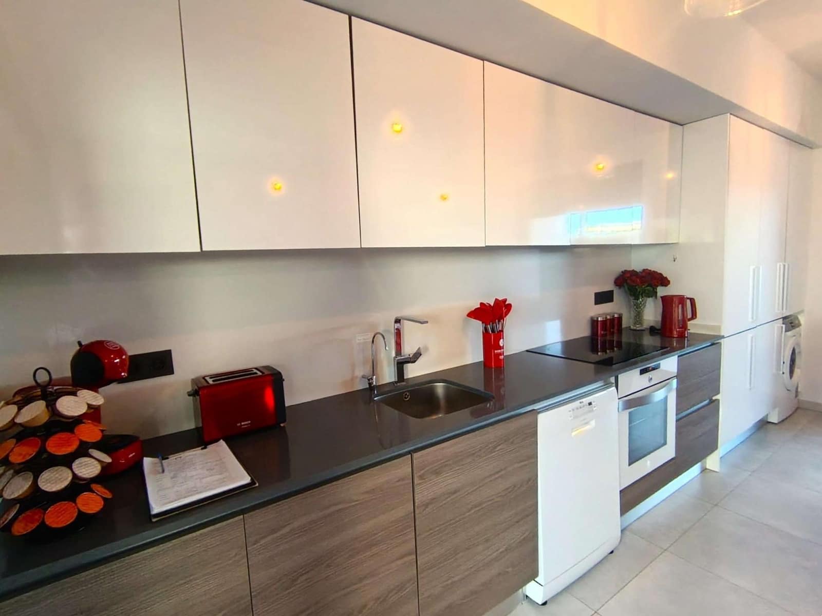 2 bedroom Apartment for sale in Algorfa - € 235,000 (Ref: 9869189)