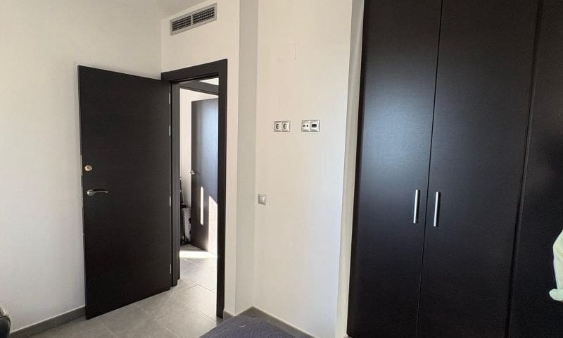 2 soverom Leilighet til salgs i Torrevieja - € 339 995 (Ref: 9869196)