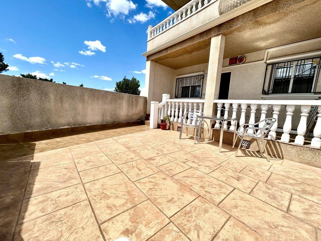 2 bedroom Apartment for sale in Villamartin - € 159,950 (Ref: 9869199)