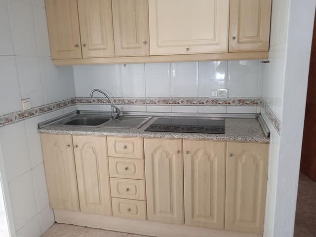 2 soveværelse Lejlighed til salg i Centro, Torrevieja - € 135.000 (Ref: 9869201)