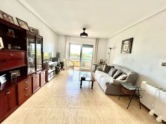 4 bedroom Apartment for sale in Almoradí with garage - € 159,000 (Ref: 9869208)