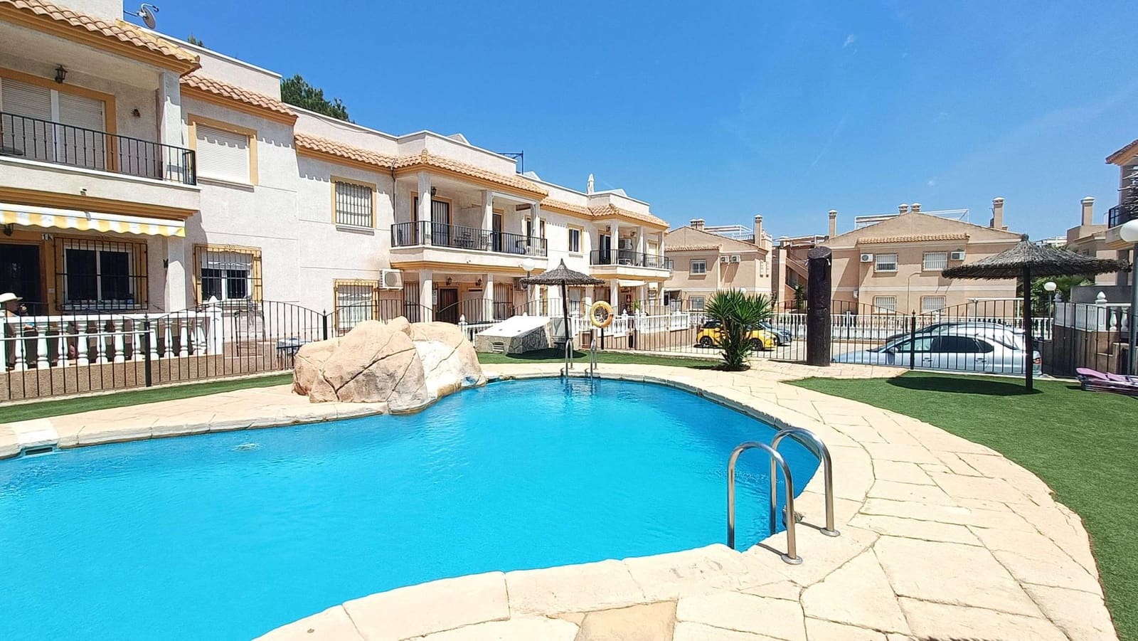 Apartamento de 2 habitaciones en Algorfa en venta - 139.995 € (Ref: 9869209)