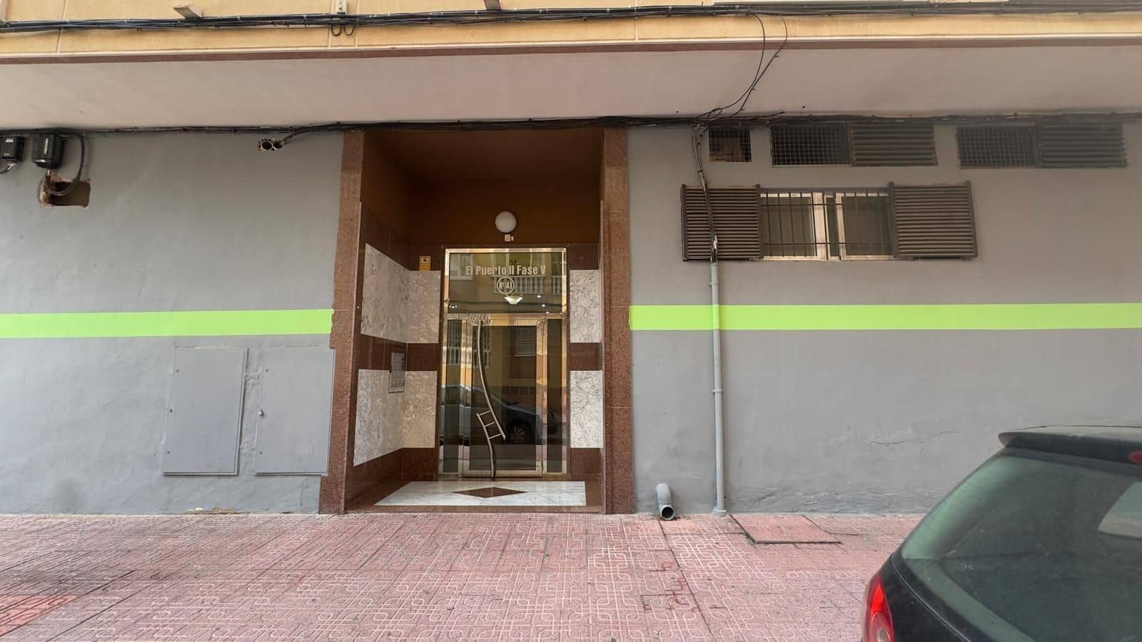 2 Zimmer Apartment zu verkaufen in Torrevieja mit Pool - 134.900 € (Ref: 9869215)