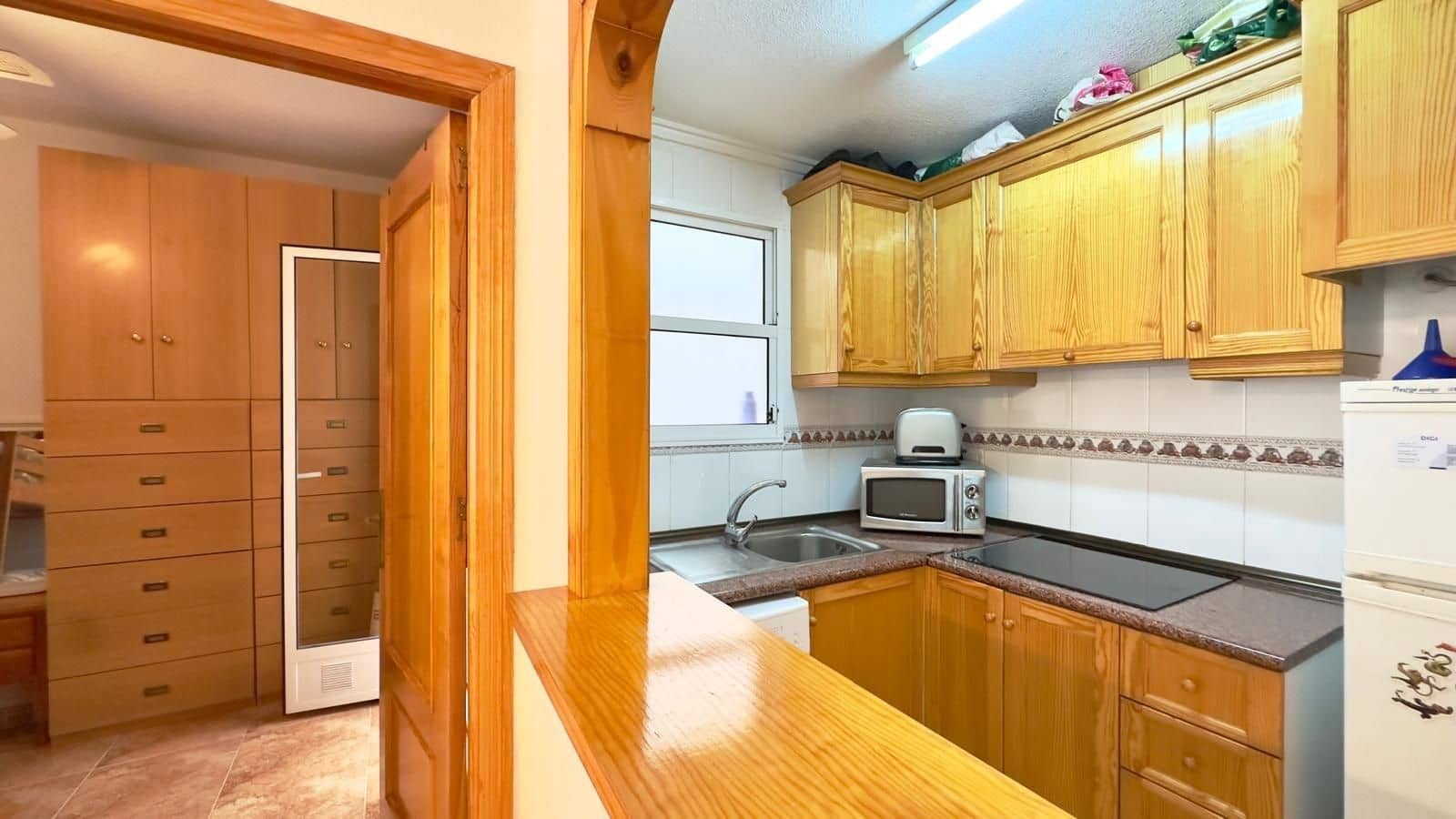 2 Zimmer Apartment zu verkaufen in Torrevieja mit Pool - 134.900 € (Ref: 9869215)