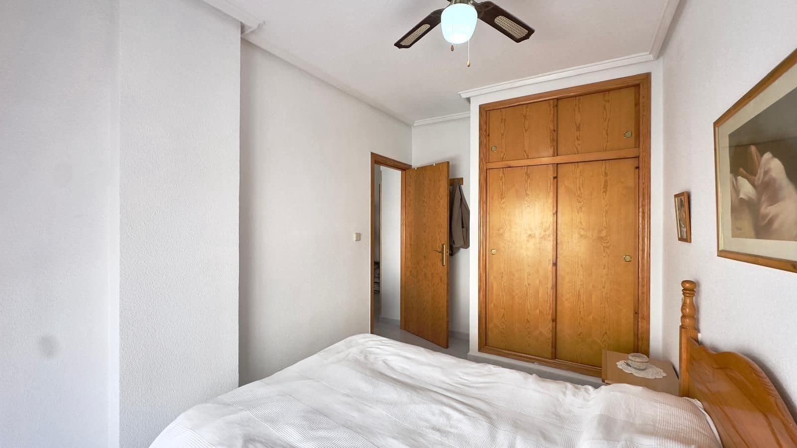 2 soverom Leilighet til salgs i Torrevieja - € 141 900 (Ref: 9869216)