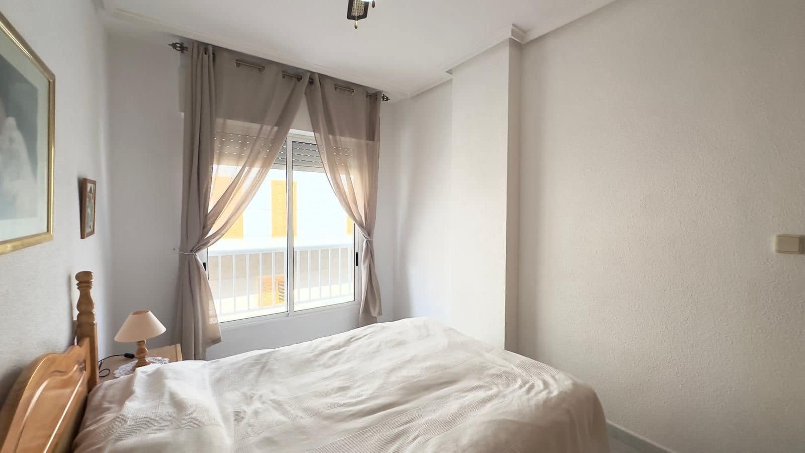 2 soverom Leilighet til salgs i Torrevieja - € 141 900 (Ref: 9869216)