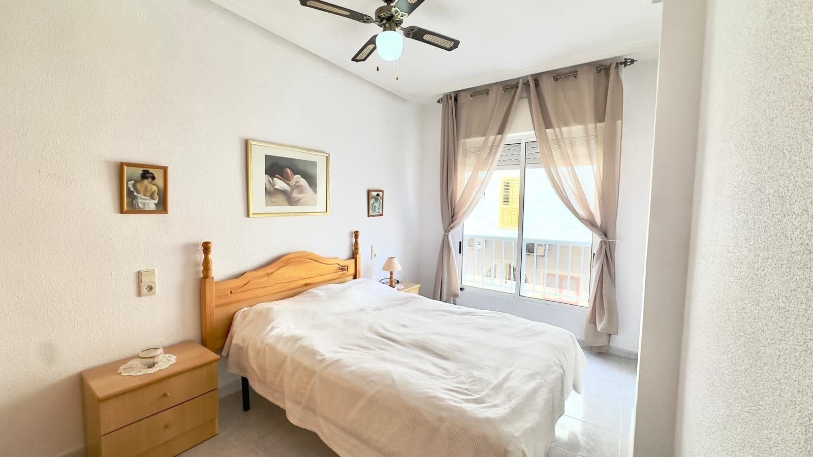 2 soverom Leilighet til salgs i Torrevieja - € 141 900 (Ref: 9869216)