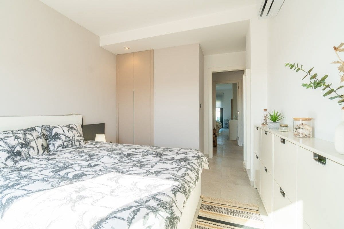 2 soverom Leilighet til salgs i El Raso - € 295 000 (Ref: 9869220)