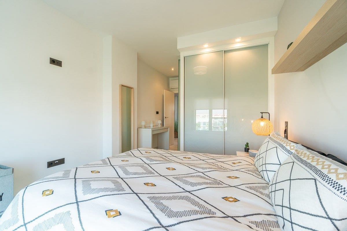 2 soverom Leilighet til salgs i El Raso - € 295 000 (Ref: 9869220)