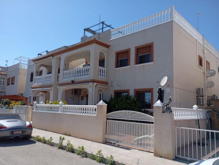 2 sovrum Lägenhet till salu i Daya Vieja - 137 500 € (Ref: 9869231)