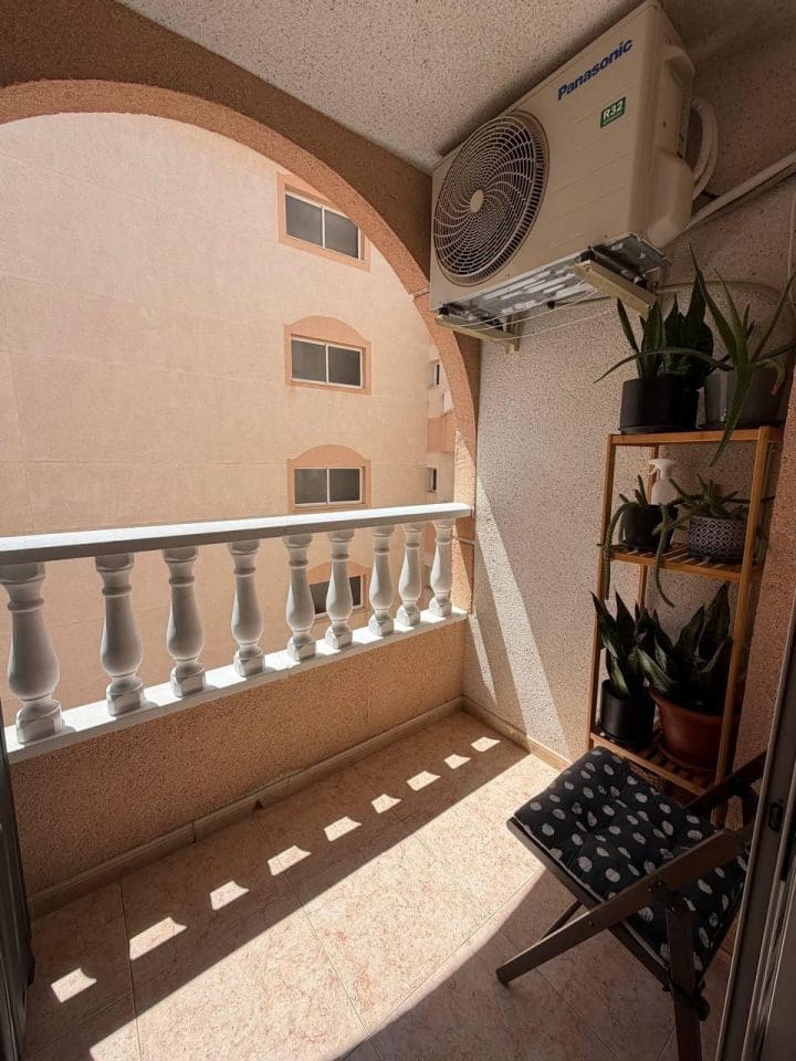 2 makuuhuone Huoneisto myytävänä paikassa Torrevieja - 134 900 € (Ref: 9869239)