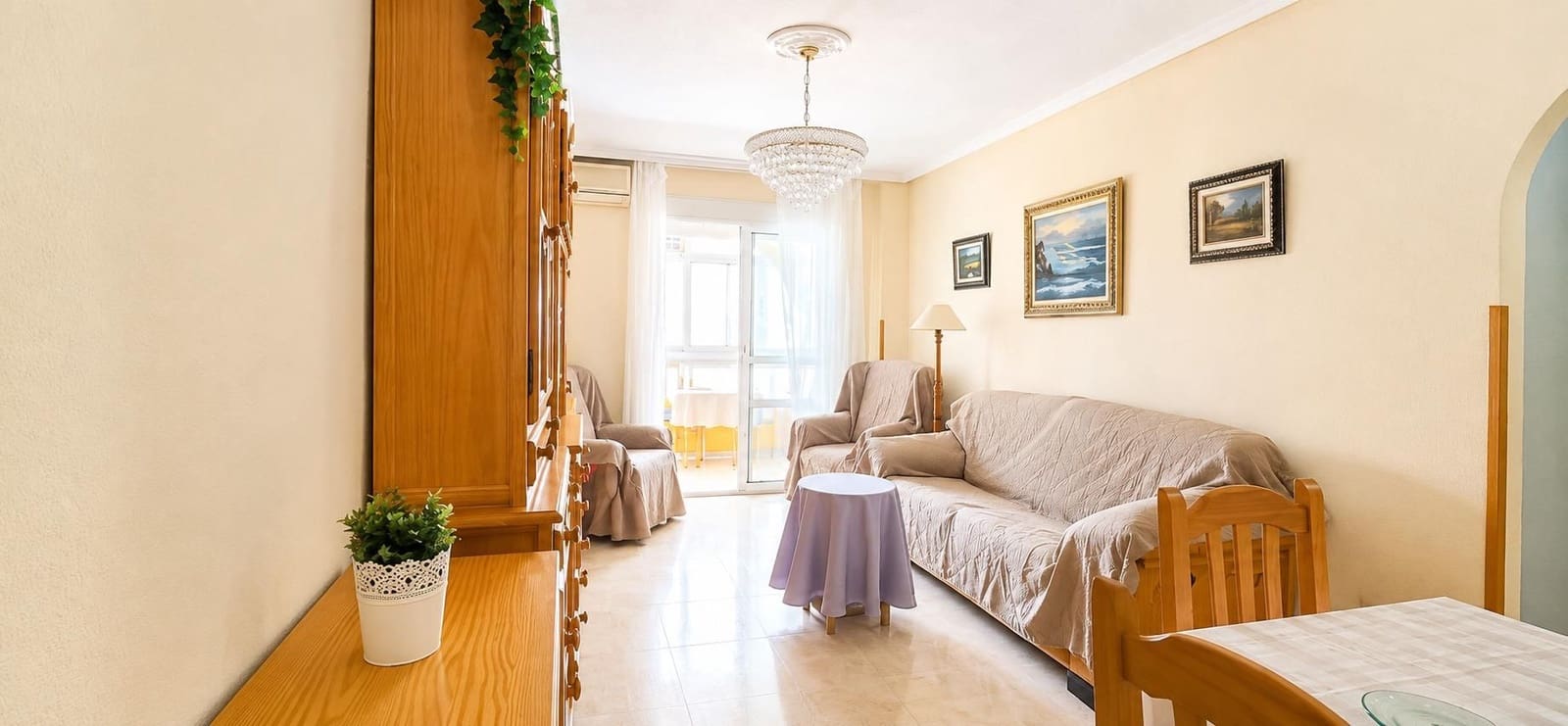 2 makuuhuone Huoneisto myytävänä paikassa Torrevieja mukana uima-altaan - 135 900 € (Ref: 9869243)