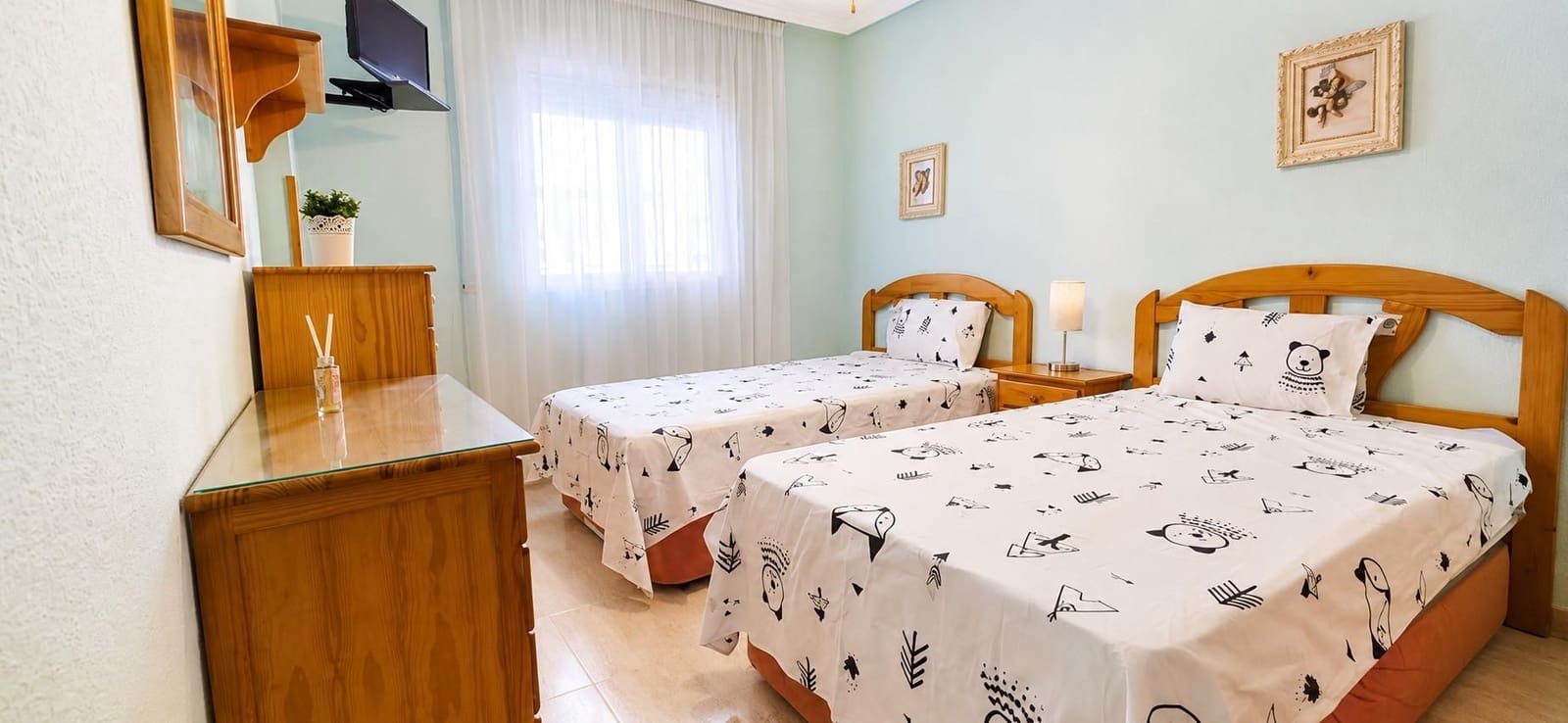 2 makuuhuone Huoneisto myytävänä paikassa Torrevieja mukana uima-altaan - 135 900 € (Ref: 9869243)