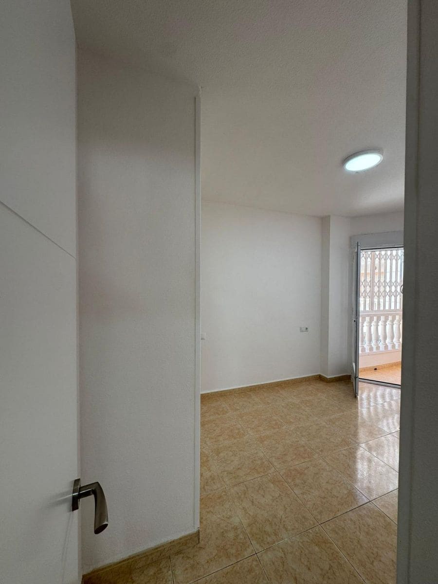 1 sypialnia Apartament na sprzedaż w Torrevieja - 139 000 € (Ref: 9869252)
