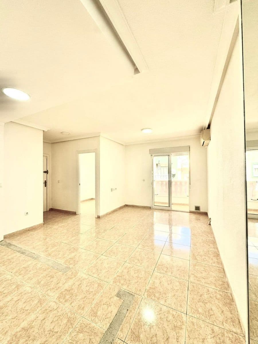 1 sypialnia Apartament na sprzedaż w Torrevieja - 139 000 € (Ref: 9869252)