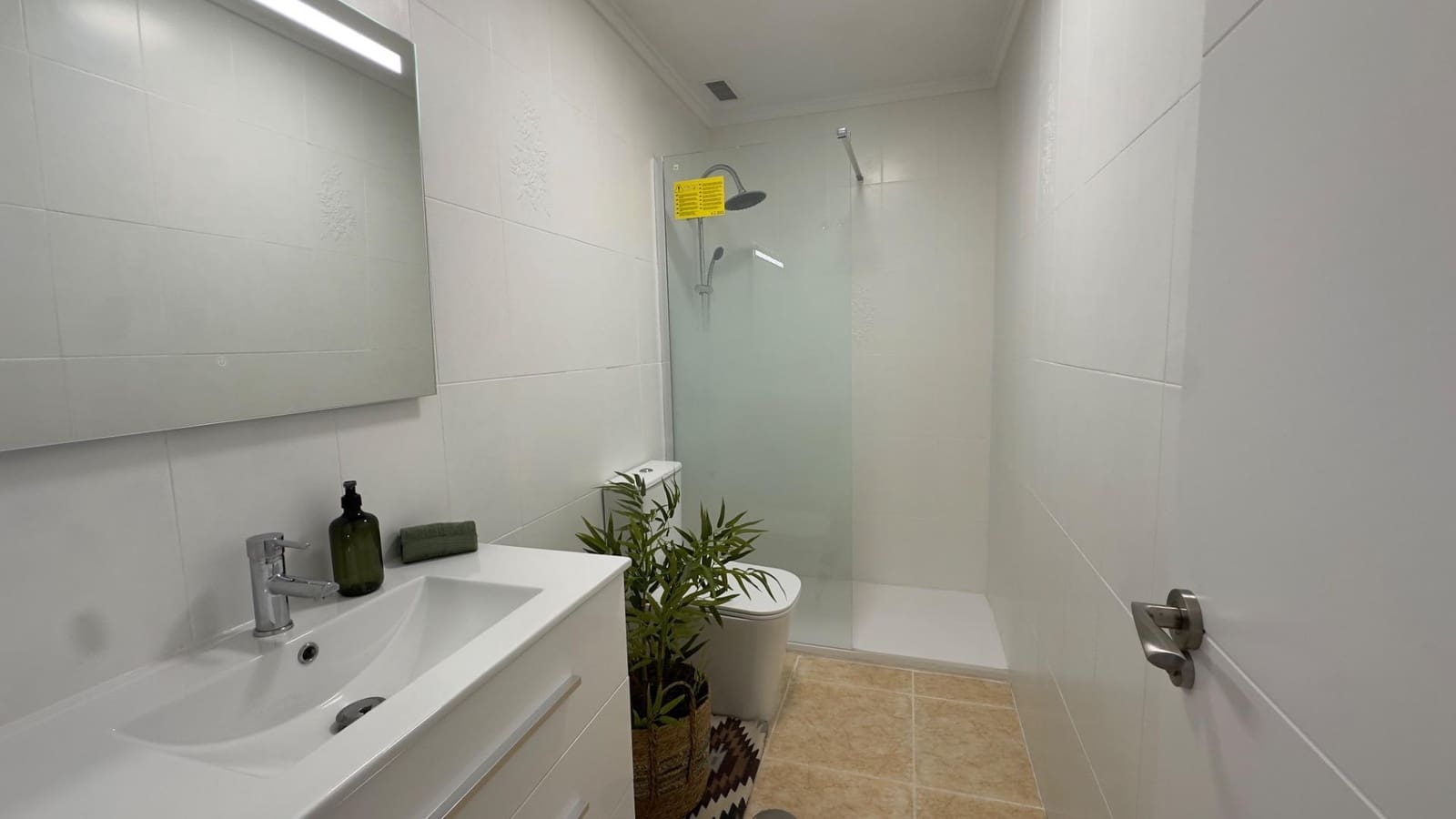 2 soverom Leilighet til salgs i Torrevieja - € 154 900 (Ref: 9869252)