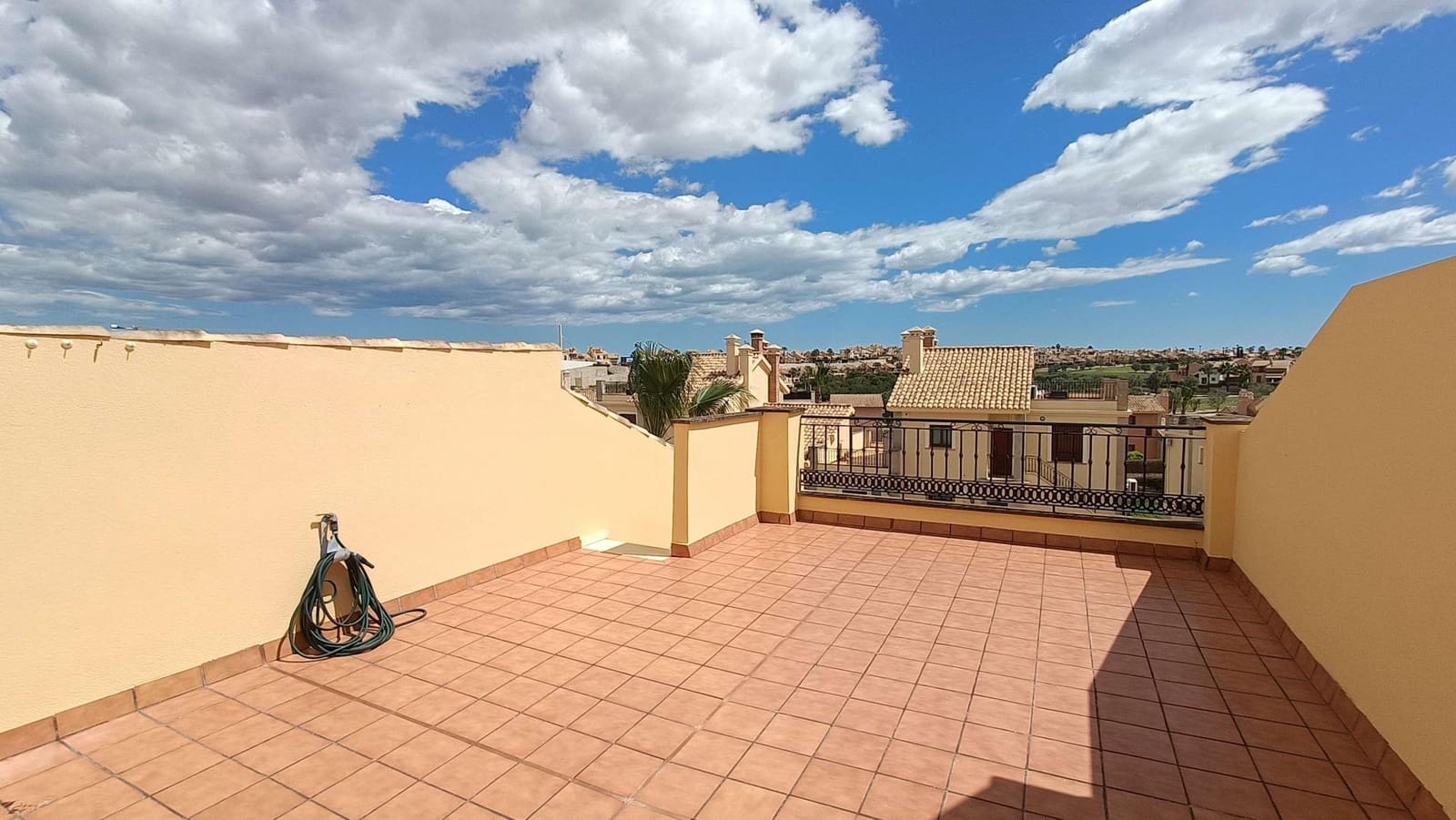 2 bedroom Apartment for sale in Algorfa - € 190,000 (Ref: 9869261)