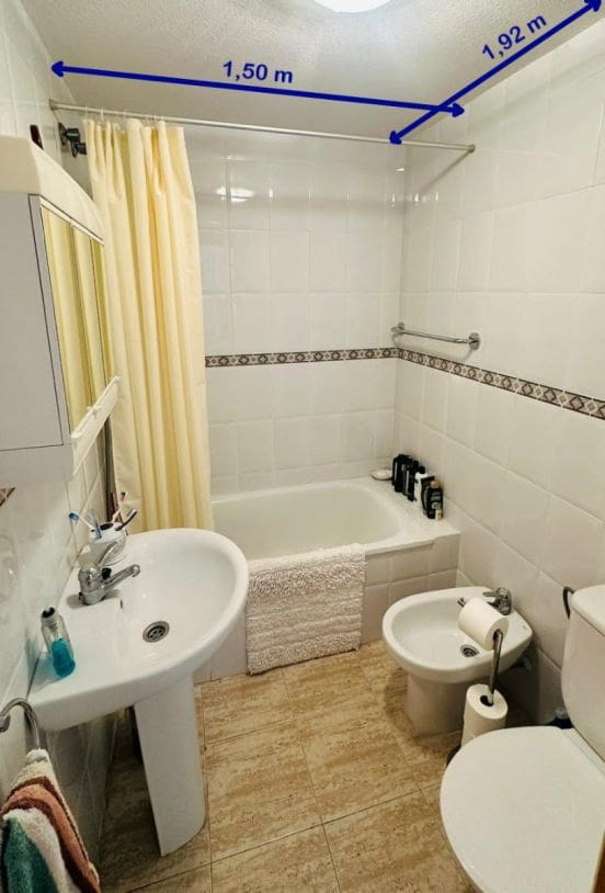 2 bedroom Apartment for sale in Torrevieja - € 116,950 (Ref: 9869281)