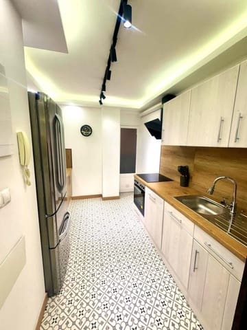 Apartamento de 4 habitaciones en Torrevieja en venta - 285.000 € (Ref: 9869282)