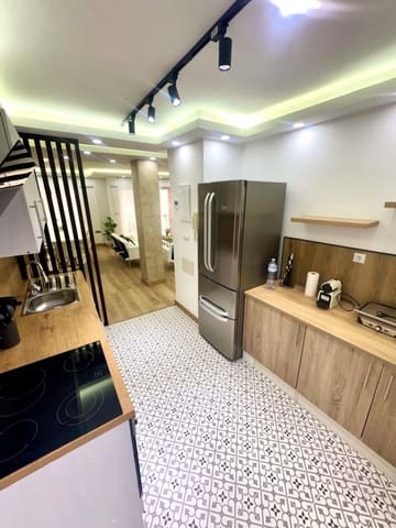 Apartamento de 4 habitaciones en Torrevieja en venta - 285.000 € (Ref: 9869282)
