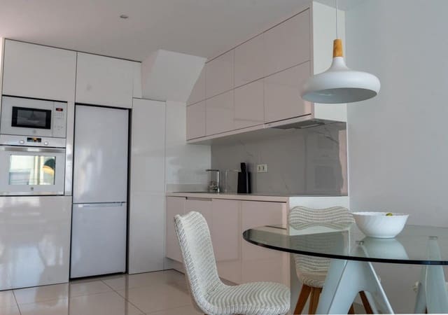 2 quarto Penthouse para venda em Pilar de la Horadada - 345 000 € (Ref: 9869283)