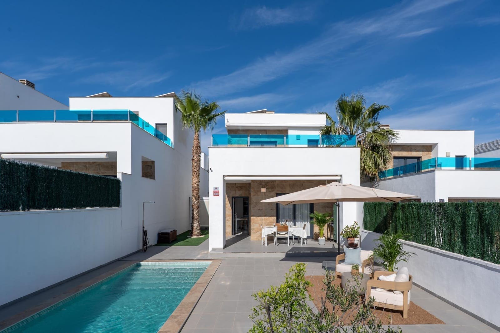 3 bedroom Villa for sale in Bigastro with pool - € 349,000 (Ref: 9869323)