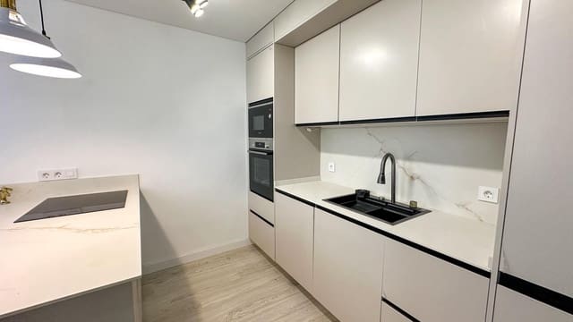 2 Zimmer Apartment zu verkaufen in Playa de los Náufragos, Torrevieja - 265.000 € (Ref: 9869325)