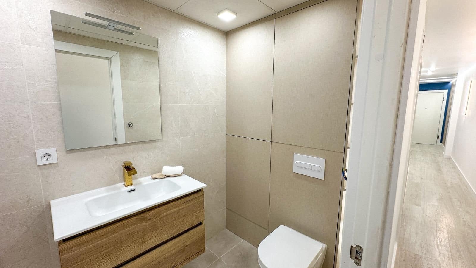 2 Zimmer Apartment zu verkaufen in Torrevieja - 265.000 € (Ref: 9869325)