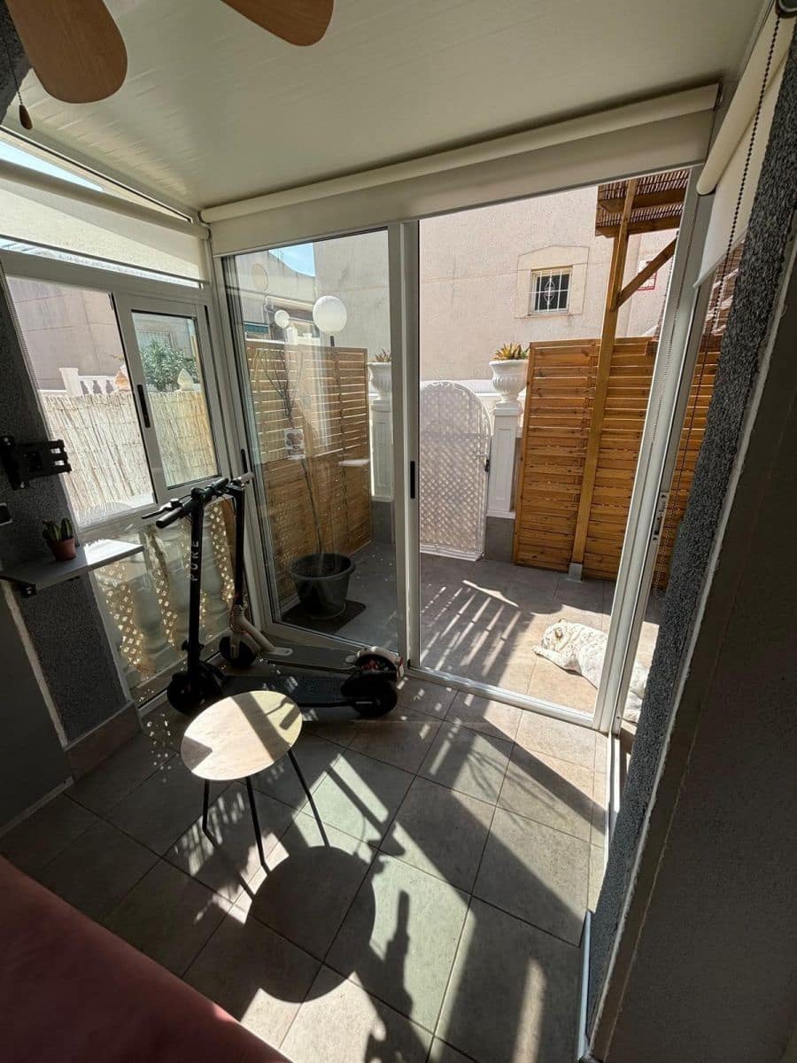 1 soverom Bungalow til salgs i Los Balcones med svømmebasseng - € 114 900 (Ref: 9869330)