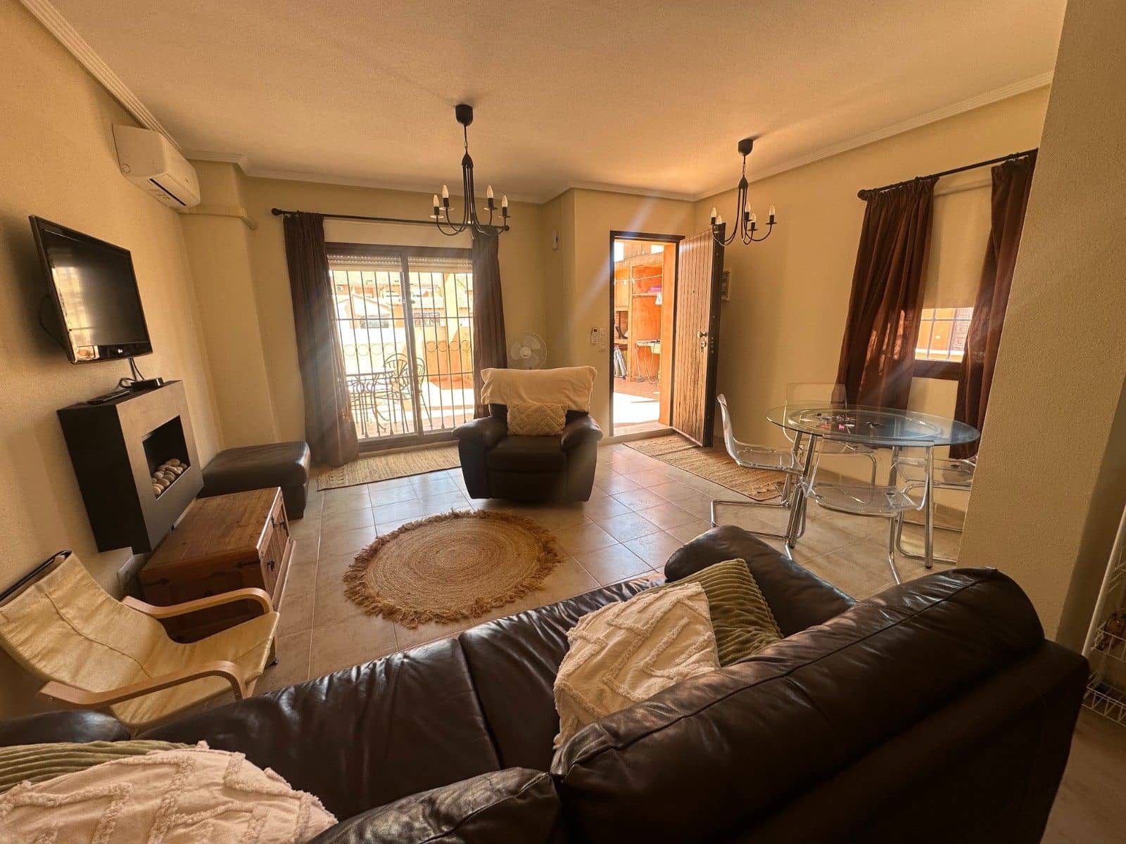 3 bedroom Apartment for sale in Torrevieja - € 220,000 (Ref: 9869331)